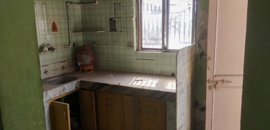 Flat in Thaltej, Ahmedabad