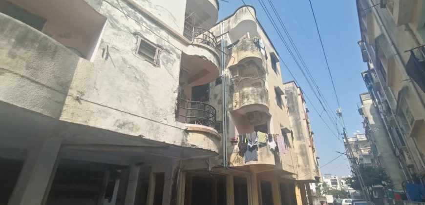 FLATE AT MAHESANA