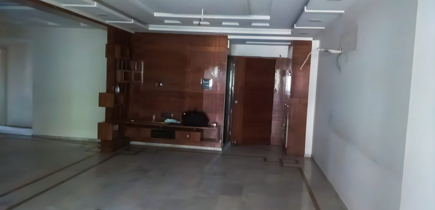 Flat in Ghatlodia, Ahmedabad