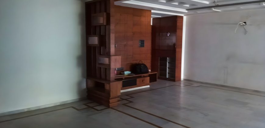Flat in Ghatlodia, Ahmedabad